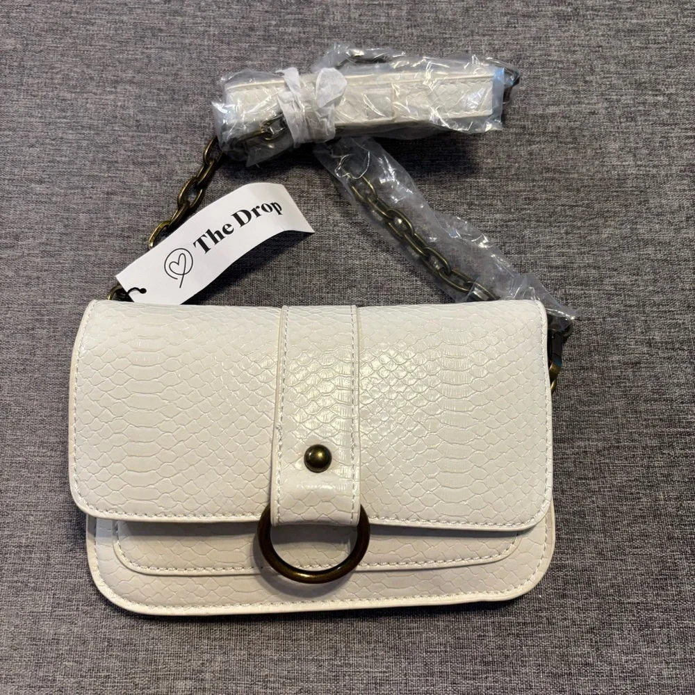 The Drop Women's Lara Chain Mini Crossbody Bag